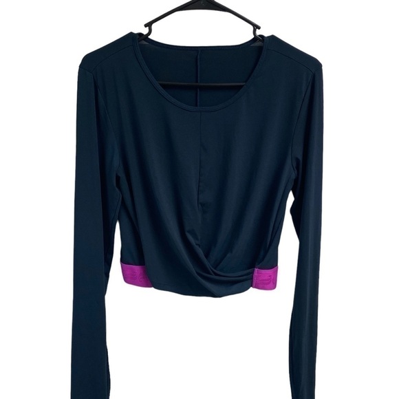 Fabletics PIA Front Twist Wide Elastic Bottom Band Thumbhole Cuffs Cropped L - Picture 3 of 15